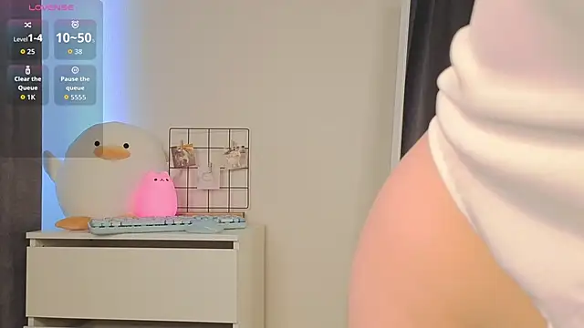 Онлайн чат XXX roxydolll