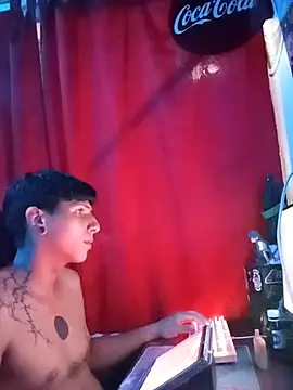 Show modela Big_Coling na web-kameri