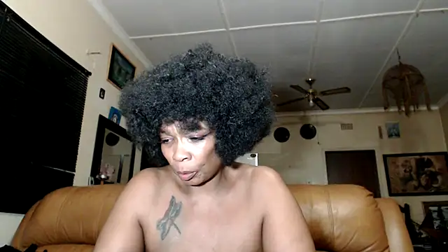 Gucci_Bx Live XXX Chat