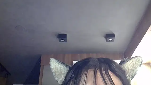 Chat XXX ao vivo de SkinnyKitten