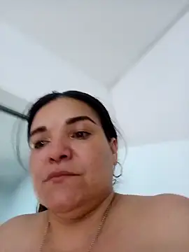 Chat XXX en directo de Zuleyka_69