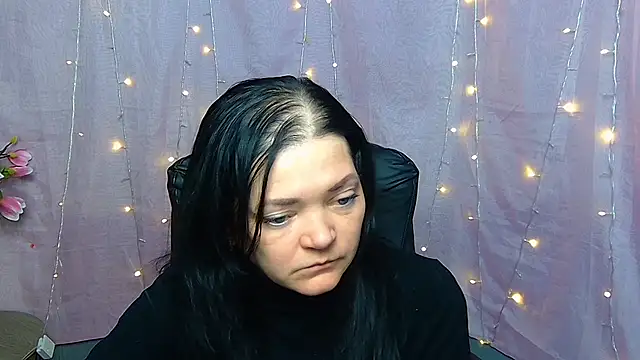 LauraFinn webcam show