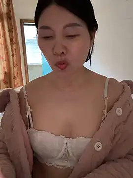 xiiuuff18 现场XXX聊天