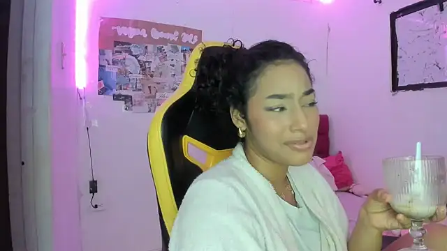 emily_stars1 – webcam-show