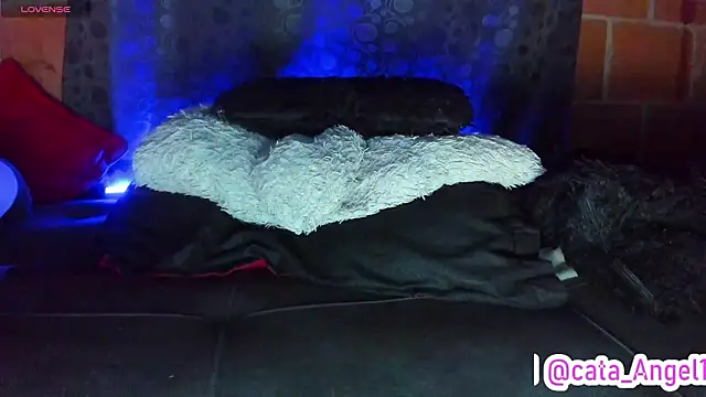 Cata-angel's Live XXX Chat