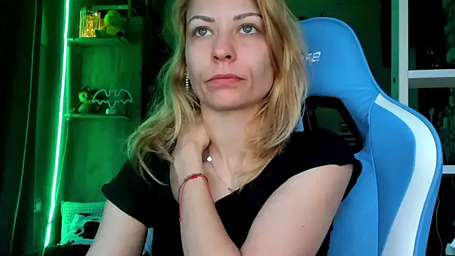 karo123421 即時 XXX 聊天