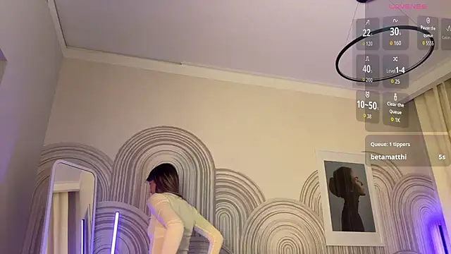 viviann_evans Adlı Modelin Canlı XXX Sohbeti