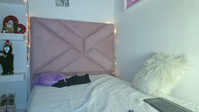 eva_sin18 élő XXX-chatje