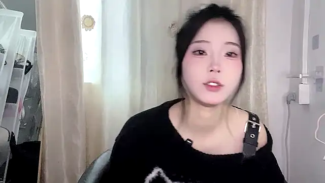 yiyibaby2026 网络视讯表演