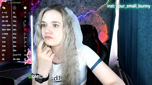 Your_small_bunny Chat XXX live