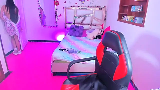 perlabeautiful's Live XXX Chat