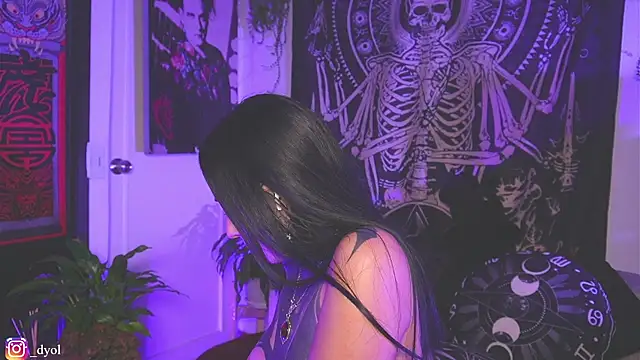 Онлайн чат XXX Dalia_Vorhees