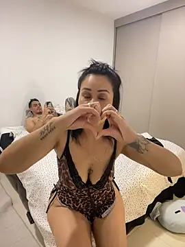 Chat +18 de kattyx007 ao vivo