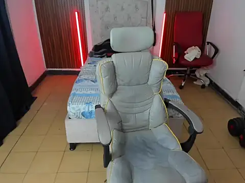 juan_mhata Live XXX Chat