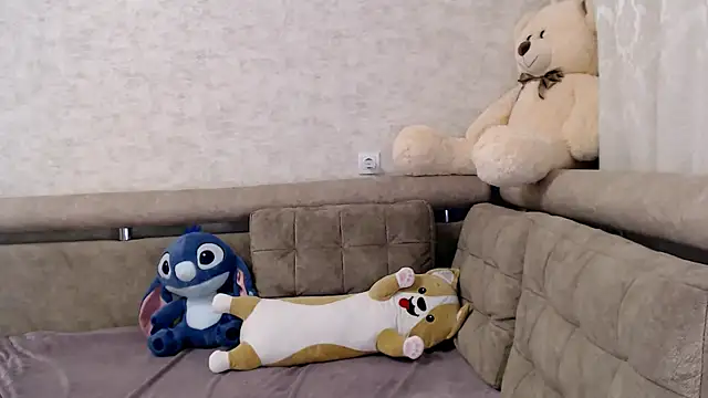 Show modela MisssShy_ na web-kameri