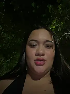 Show modela Datoka_adrenaline na web-kameri