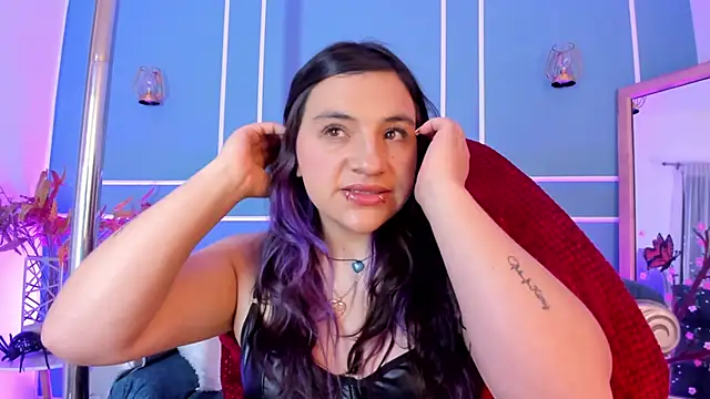 TaraTaylorrのライブXXXチャット