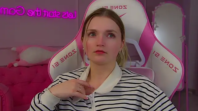 AnnyRaii's Live XXX Chat