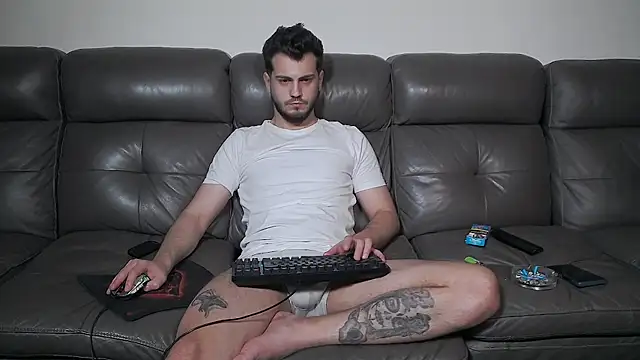 Živý XXX chat CrazyDom1