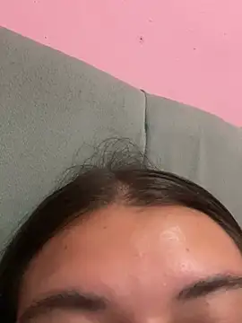 Chat XXX en directo de Maya_Manes