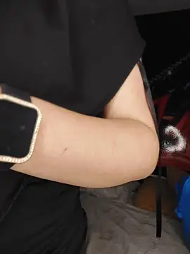 Elinaax: απευθείας συνομιλία ΧΧΧ