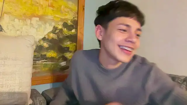 Chat +18 de Andy_Belier23 ao vivo