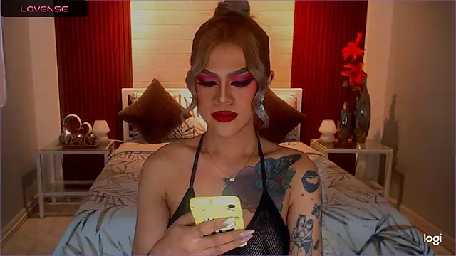 Вебкам-шоу StellaStrong30