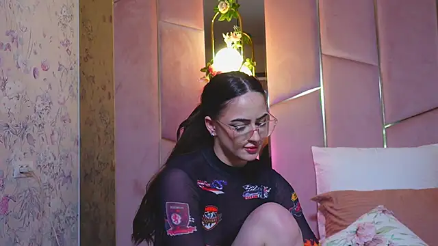 LucyLextonX 라이브 XXX 채팅