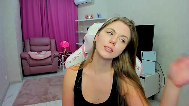 Strawberrye Chat XXX live