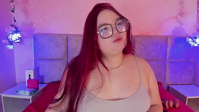 Czat XXX na żywo – Lushi_Love