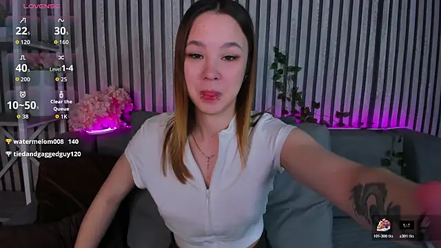 Živý XXX chat Lori_Bllossom