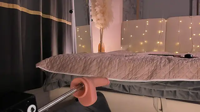 Chat +18 de kittyhardfucks ao vivo