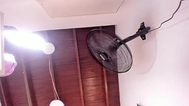 isabellablazee élő XXX-chatje