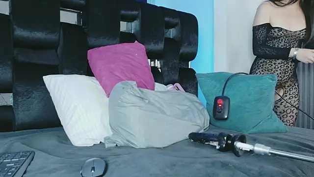 levana1 Live XXX-Chat