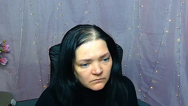 LauraFinn's Live XXX Chat