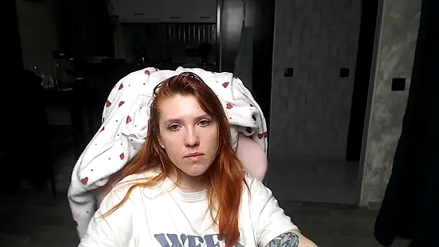 Reginasmilee's Live XXX Chat