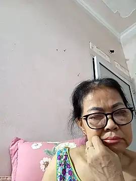 Hotestlove's Webcam Show