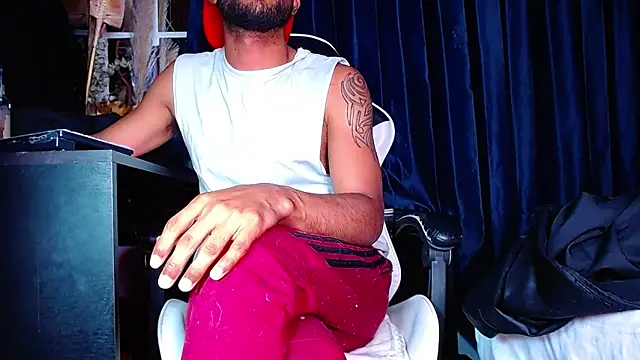 the_dog_lian's Webcam Show