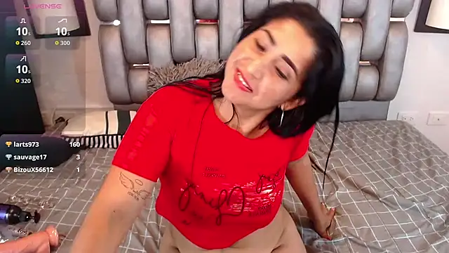 Chat XXX ao vivo de Miia_Rosee_