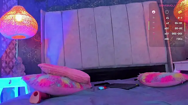 Lilith_moonx Chat XXX in diretta