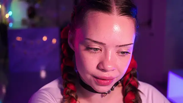 Chatroom XXX en direct de VixenMia