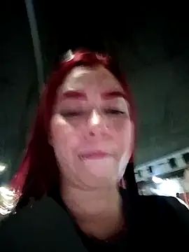 KathaDanger élő XXX-chatje