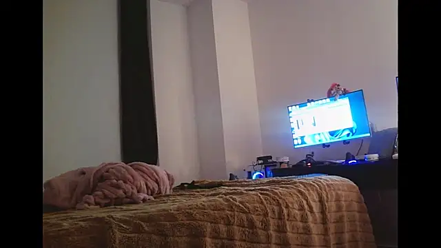 Chat XXX en directo de Mikela_Alexa