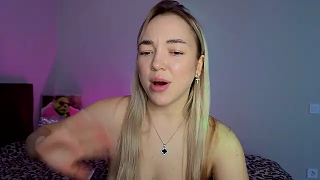 دردشة ChrissBerry الجنسية المباشرة