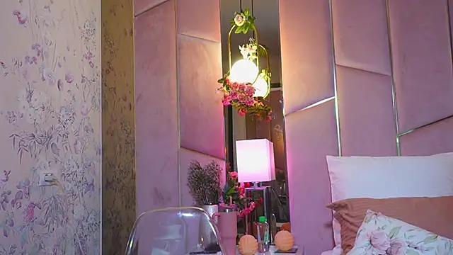 Chat +18 de LucyLextonX ao vivo