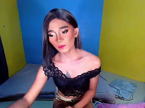 Petite_HugeCock 웹캠 쇼