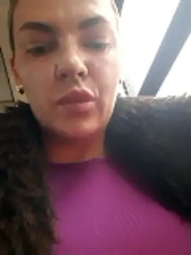 دردشة Dirtyfeelin الجنسية المباشرة