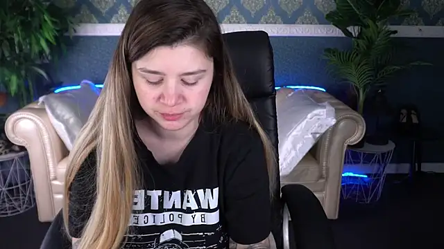 AmellyMilly – Naživo XXX chat