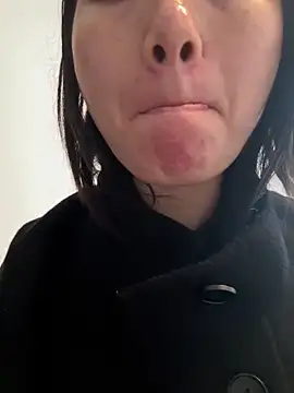 Cheating-wife 在線直播表演