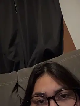 miacanela_xo 现场XXX聊天